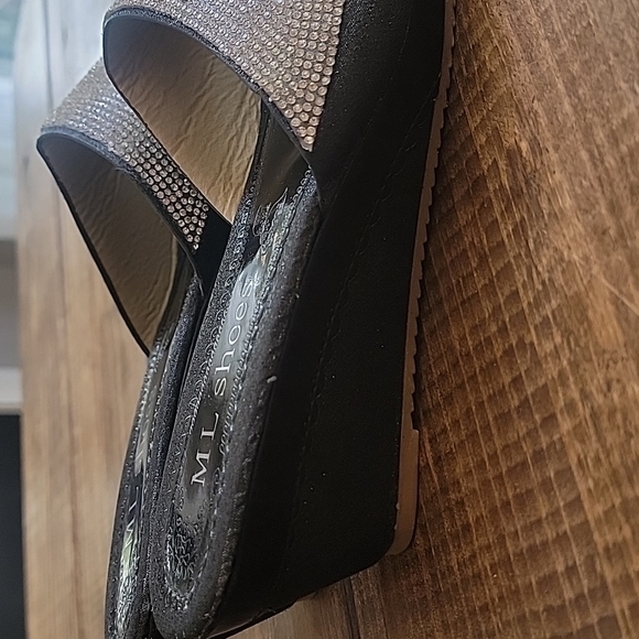 💥ML shoes Rhinestone Wedges Black silver Sz 40 / 9.5 - Picture 3 of 5